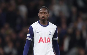 13 ngôi sao có thể vắng mặt ở chung kết Europa League