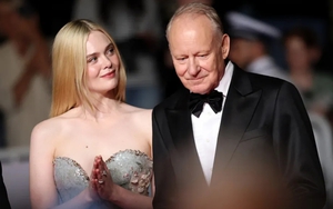 Cannes 2025: "Sentimental Value" của Elle Fanning gây ấn tượng mạnh với tràng pháo tay 19 phút