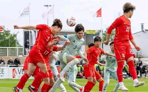 Đội Việt Nam của HLV Brazil chạm trán đội bóng vừa cầm hòa tuyển trẻ Pháp và thắng Cameroon ở châu Âu