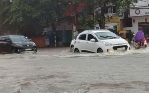 Bắc Bộ và Bắc Trung Bộ mưa lớn, cảnh báo nguy cơ lũ quét, sạt lở ở 15 tỉnh