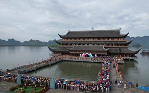 Triệt phá ổ nhóm trộm cắp, tiêu thụ tài sản tại chùa Tam Chúc