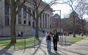 Chính quyền Mỹ thu hồi quyền tuyển sinh sinh viên quốc tế của Đại học Havard