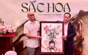 Hoàng Đạo Kính - họa bóng xưa, gọi sắc hoa về