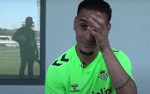 Antony bật khóc khi nói về những ngày đen tối nhất ở MU