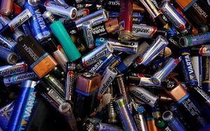 Pin mạnh gấp 3 lần lithium-ion hứa hẹn cách mạng hóa máy bay điện