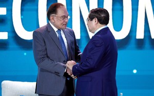 Thủ tướng Phạm Minh Chính và Thủ tướng Malaysia dự thảo luận về trí tuệ nhân tạo