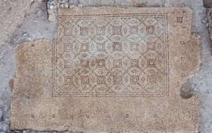 Israel giới thiệu bức tranh khảm cổ có niên đại 1.600 năm tuổi