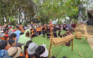 Hoạt động tháng 5 với chủ đề “Bác Hồ với cộng đồng các dân tộc Việt Nam”