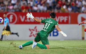 Sự nghiệp Bùi Tiến Dũng bế tắc cùng SHB Đà Nẵng