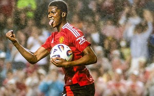 Tiền đạo 17 tuổi ghi bàn, MU giành thắng lợi ở trận cuối của chuyến du đấu châu Á