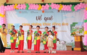 "Về quê cùng những khúc đồng dao": Hè ý nghĩa giữa lòng quê hương Nhạc sĩ Phạm Tuyên 