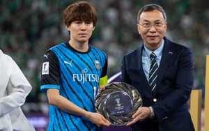 Chủ tịch VFF trao giải tại chung kết AFC Champions League Elite 2024/25
