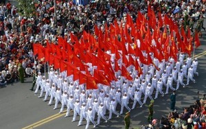 Chào tuần mới: Cho một vòng quay mới