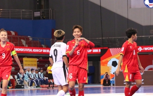 Cầu thủ Việt Nam đứng đầu giải châu Á sau cú hat-trick trận ra quân, giúp đội nhà xếp trên ĐKVĐ