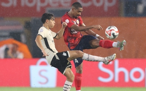 CĐV mừng khi Cao Quang Vinh sẵn sàng lên đội tuyển Việt Nam