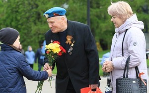 Dấu ấn kỷ niệm "Ngày Chiến thắng" trên khắp nước Nga