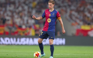 De Jong trỗi dậy từ sự ngưỡng mộ của Yamal