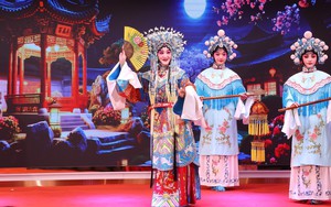 Các nghệ sĩ, Kols quốc tế trải nghiệm "Dạo bước Trung Quốc – Khám phá Vũ Hán"