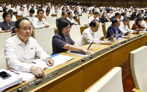 Sửa đổi, bổ sung Hiến pháp 2013 là phù hợp với yêu cầu phát triển mới của đất nước