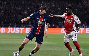 Arsenal từng từ chối mua Kvaratskhelia năm 2022 và chọn chiêu mộ một 'bom xịt'