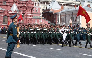 Hình ảnh Quân đội nhân dân Việt Nam tại Lễ duyệt binh Ngày Chiến thắng