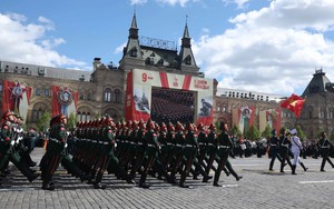 Những bước chân của lịch sử