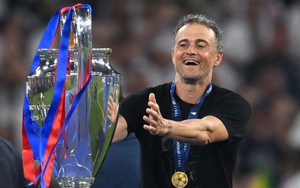 Cafe đầu tuần: Người cực đoan Luis Enrique lại thắng