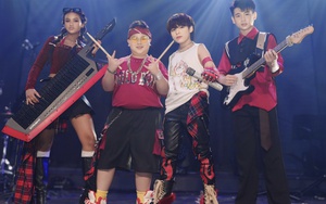 'Mùa hè bất tận' - một tuổi thơ rực rỡ bắt đầu từ điện ảnh