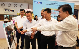 Triển lãm, trao giải cuộc thi ảnh “Khoảnh khắc nghề báo”