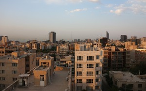 Lãnh tụ tối cao Iran cảnh báo "hình phạt khắc nghiệt" cho Israel