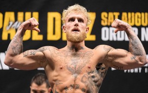 Võ sĩ từng hạ Mike Tyson đang đàm phán hai trận tranh đai vô địch khác