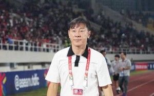 HLV Shin Tae Yong sáng cửa tái xuất khi được đội bóng hạng 14 châu Á tiếp cận