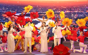 Chương trình nghệ thuật đặc biệt chào mừng 100 năm Ngày Báo chí cách mạng Việt Nam