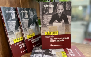 Phát hành sách “Báo chí trước hết phải phục vụ cách mạng, phục vụ nhân dân”