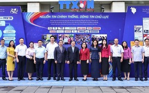 Lãnh đạo Ban Tuyên giáo và Dân vận Trung ương chúc mừng TTXVN và các Cơ quan báo chí