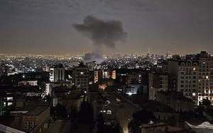 Tiếp nối những dòng tin thông tấn