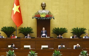 Kỳ họp thứ 9, Quốc hội khóa XV: Phân cấp, phân quyền, đơn giản hóa thủ tục liên quan đến đầu tư, kinh doanh