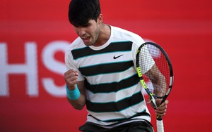 Alcaraz thiết lập cột mốc đáng tự hào sau trận đấu dài nhất 34 năm ở giải tennis lớn tại Anh