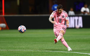 Messi lập 2 kỷ lục thế giới sau siêu phẩm đá phạt ở FIFA Club World Cup 2025