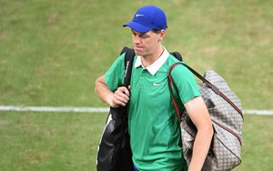 Jannik Sinner trở thành cựu vô địch Halle Open sau trận thua sốc đối thủ hạng 45 thế giới