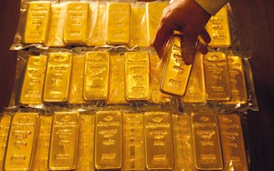 Giá vàng thế giới có tuần giảm đầu tiên sau gần một tháng