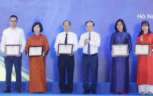 Bế mạc Hội báo toàn quốc 2025: Thông tấn xã Việt Nam giành giải A Gian trưng bày ấn tượng