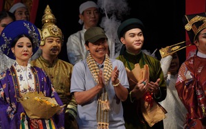 Hoàng Duẩn - "Chạm" vào chiều sâu nhân văn của lịch sử