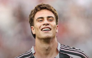 Sao trẻ lập cú đúp, Juventus thắng trận thứ 2 liên tiếp và giành vé đi tiếp sớm ở FIFA Club World Cup 2025