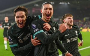 Napoli chơi lớn với Chiesa và Nunez?