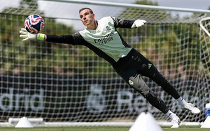 MU gửi đề nghị mua thủ môn dự Champions League