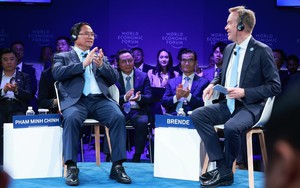 Thủ tướng Phạm Minh Chính đối thoại chính sách tại Hội nghị WEF Thiên Tân