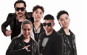 "Suốt tám trăm đêm" - Một hành trình nội tâm bên lề rock!