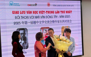 Nhà văn Đông Tây giao lưu tại TPHCM 