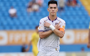 Tiến Linh hụt danh hiệu Vua phá lưới theo cách ít ai ngờ tới